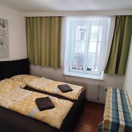 Ferienhaus Altstadthaus Marille Mit Innenhofterrasse Melk