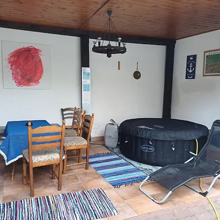 Holiday home Altstadthaus Marille Mit Innenhofterrasse *