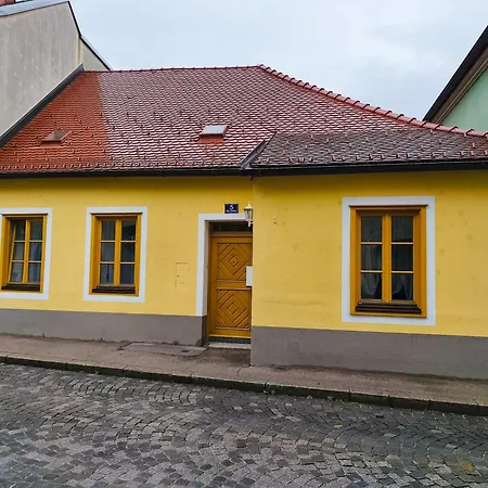 Altstadthaus Marille Mit Innenhofterrasse *